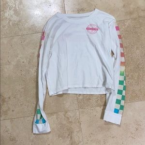 hollister white cropped long sleeve t shirt